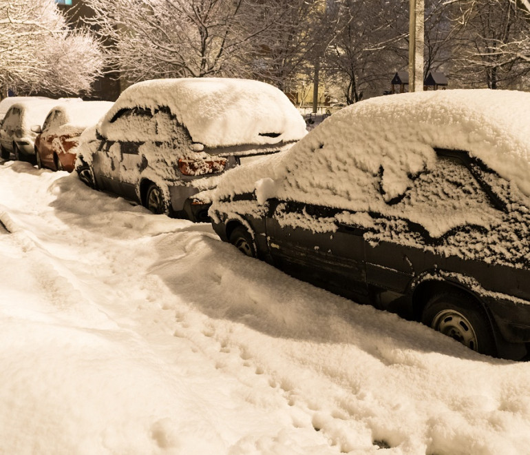 Stationnement hivernal de nuit : le règlement en vigueur du 1er novembre au 15 avril